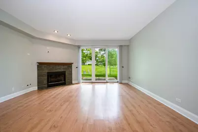 112 Golfview Drive #112, Glendale Heights, IL 60139 - Photo 15