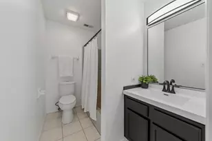 1424 Stonebridge Cir, Wheaton, IL 60189 - Photo 13