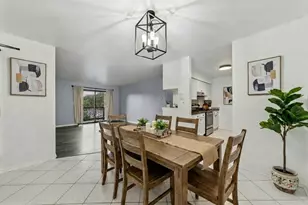 1424 Stonebridge Cir, Wheaton, IL 60189 - Photo 5