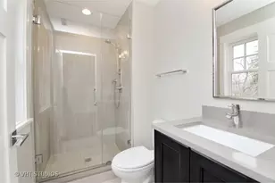 1050 Spruce St, Winnetka, IL 60093 - Photo 23