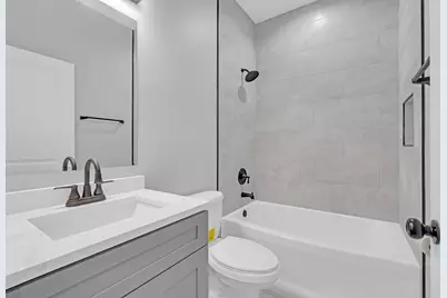 4827 S Saint Lawrence Avenue #2, Chicago, IL 60615 - Photo 5