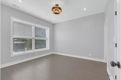 4827 S Saint Lawrence Avenue #2, Chicago, IL 60615 - Photo 3