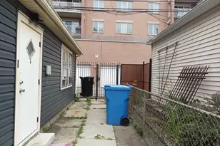 3253 N Oconto Ave, Chicago, IL 60634 - Photo 21
