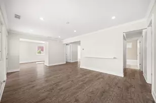 7823 W 98th Pl, Hickory Hills, IL 60457 - Photo 11