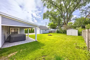 7823 W 98th Pl, Hickory Hills, IL 60457 - Photo 21