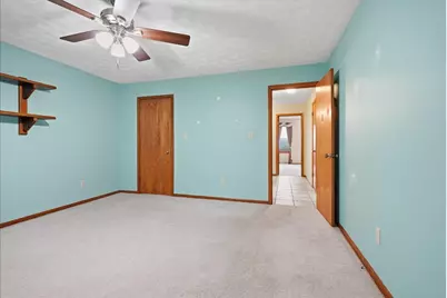 404 Clayton Drive, Watseka, IL 60970 - Photo 21
