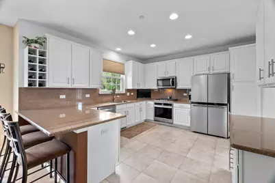 1225 Mallard Lane, Hoffman Estates, IL 60192 - Photo 7