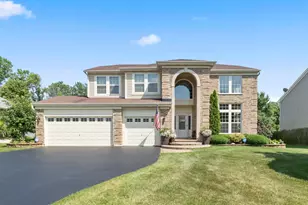 1225 Mallard Ln, Hoffman Estates, IL 60192 - Photo 1