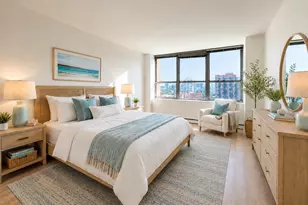 655 W Irving Park Rd, Chicago, IL 60613 - Photo 13