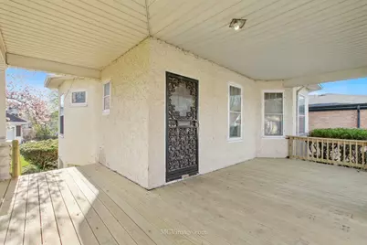 10130 S Lowe Avenue, Chicago, IL 60628 - Photo 3