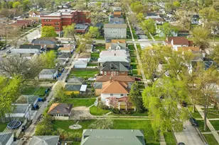 10130 S Lowe Ave, Chicago, IL 60628 - Photo 23