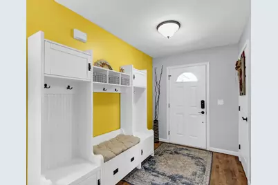 905 Bluegrass Lane, Champaign, IL 61822 - Photo 9