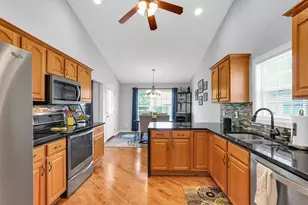 905 Bluegrass Ln, Champaign, IL 61822 - Photo 23