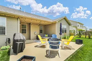 905 Bluegrass Ln, Champaign, IL 61822 - Photo 41