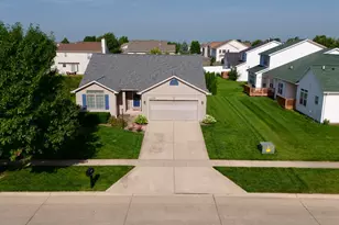 905 Bluegrass Ln, Champaign, IL 61822 - Photo 45