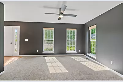 213 SW Griffin Place, Poplar Grove, IL 61065 - Photo 5