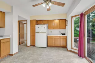 13033 Springhill Dr, Winnebago, IL 61088 - Photo 11