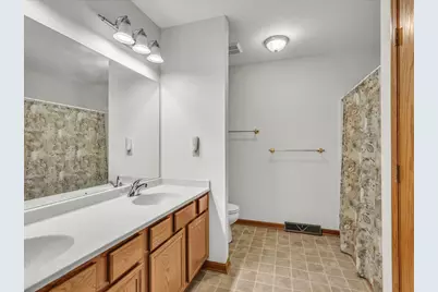 13033 Springhill Drive, Winnebago, IL 61088 - Photo 25