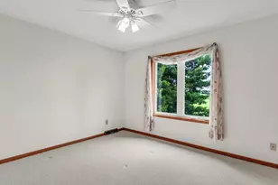 13033 Springhill Dr, Winnebago, IL 61088 - Photo 23