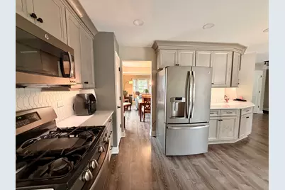300 Savoy Drive, Shorewood, IL 60404 - Photo 17