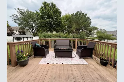 300 Savoy Drive, Shorewood, IL 60404 - Photo 19