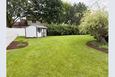 300 Savoy Drive, Shorewood, IL 60404 - Photo 5