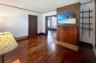 625 W Ringold St, Freeport, IL 61032 - Photo 7