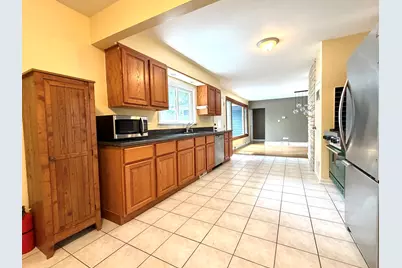 33517 N Greentree Road, Grayslake, IL 60030 - Photo 7