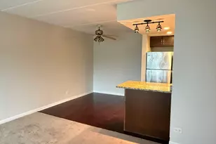1 Renaissance Pl, Palatine, IL 60067 - Photo 5