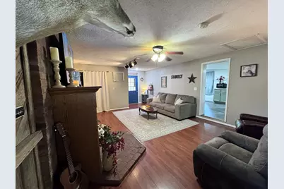 203 W Poplar Street, Odin, IL 62870 - Photo 11