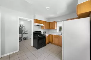 16881 Shea Ave, Hazel Crest, IL 60429 - Photo 7