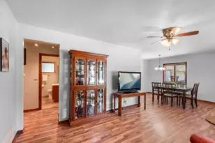 4611 Orchard Ln, Crystal Lake, IL 60014 - Photo 3