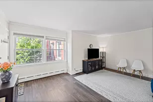 2254 Sherman Ave, Evanston, IL 60201 - Photo 3