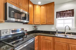 404 Lauterbur Ln, Champaign, IL 61822 - Photo 17