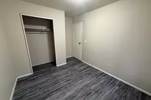 1016 Camaro Dr, Danville, IL 61832 - Photo 9