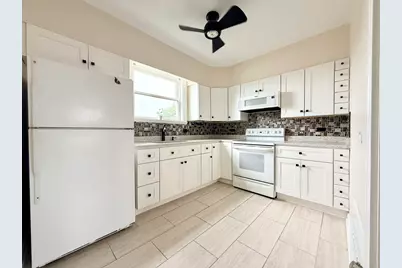 615 E Golf Road #2, Des Plaines, IL 60016 - Photo 5
