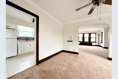 615 E Golf Road #2, Des Plaines, IL 60016 - Photo 3