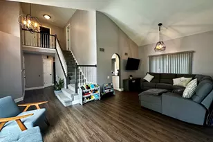 1496 Cheriton Cir, Grayslake, IL 60030 - Photo 5