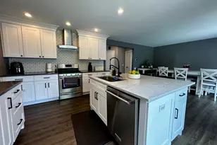 1496 Cheriton Cir, Grayslake, IL 60030 - Photo 9