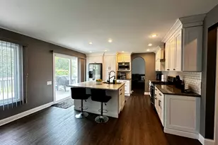 1496 Cheriton Cir, Grayslake, IL 60030 - Photo 11