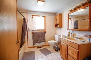 910 Stony Point Rd, Dixon, IL 61021 - Photo 29