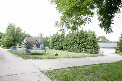 910 Stony Point Road, Dixon, IL 61021 - Photo 35