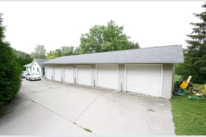 910 Stony Point Road, Dixon, IL 61021 - Photo 3