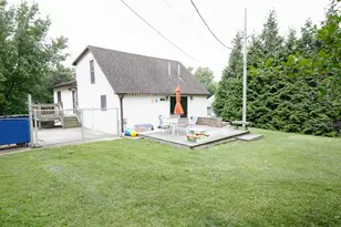 910 Stony Point Rd, Dixon, IL 61021 - Photo 7