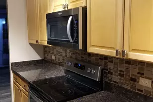 70 W Huron St, Chicago, IL 60654 - Photo 7