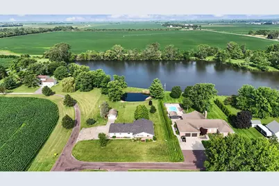 101 Lakeview Drive, Gibson City, IL 60936 - Photo 5