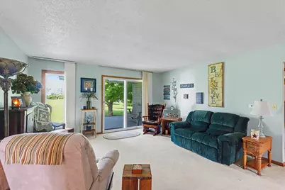101 Lakeview Drive, Gibson City, IL 60936 - Photo 11