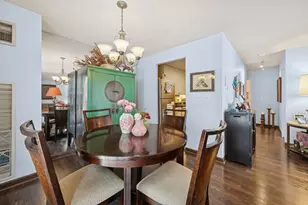 70 W Huron St, Chicago, IL 60654 - Photo 7