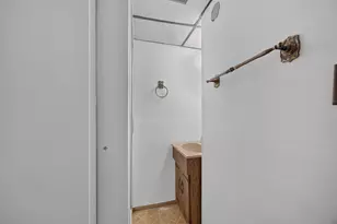 12723 S Marquette Ave, Chicago, IL 60633 - Photo 23