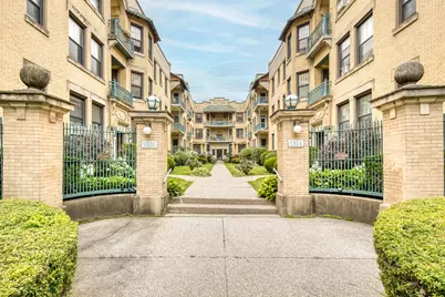 5522 S Cornell Avenue #2W, Chicago, IL 60637 - Photo 1